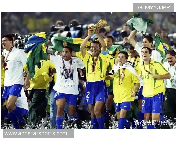 现役足球十大中场球星排名解析实力对比及未来发展趋势